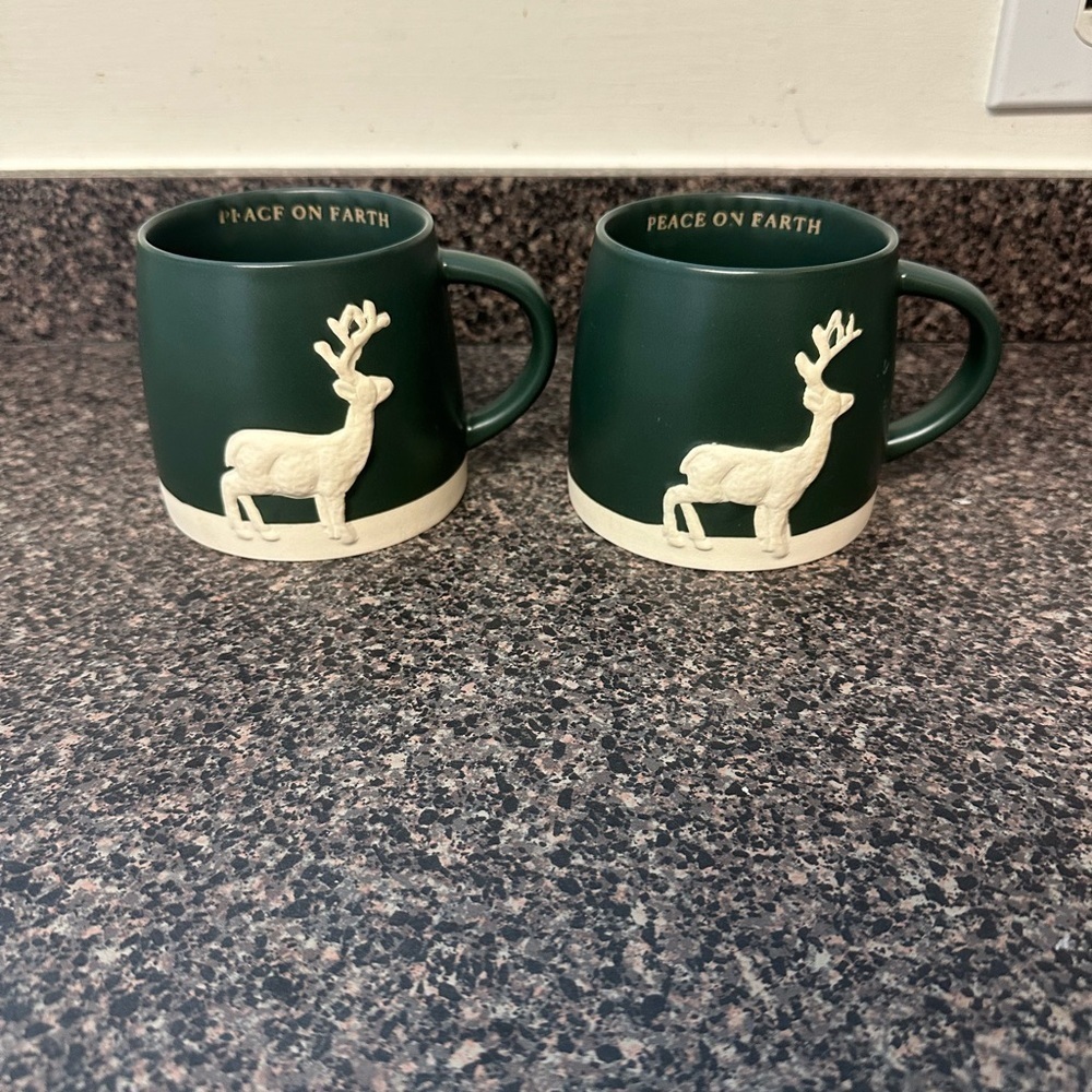 Christmas Reindeer Deer Peace On Earth Ceramic Mug Set